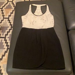 Kenar Size 8 Beaded and Quilted Dress